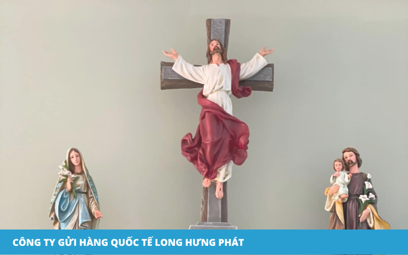 Gửi tượng Chúa đi Pháp